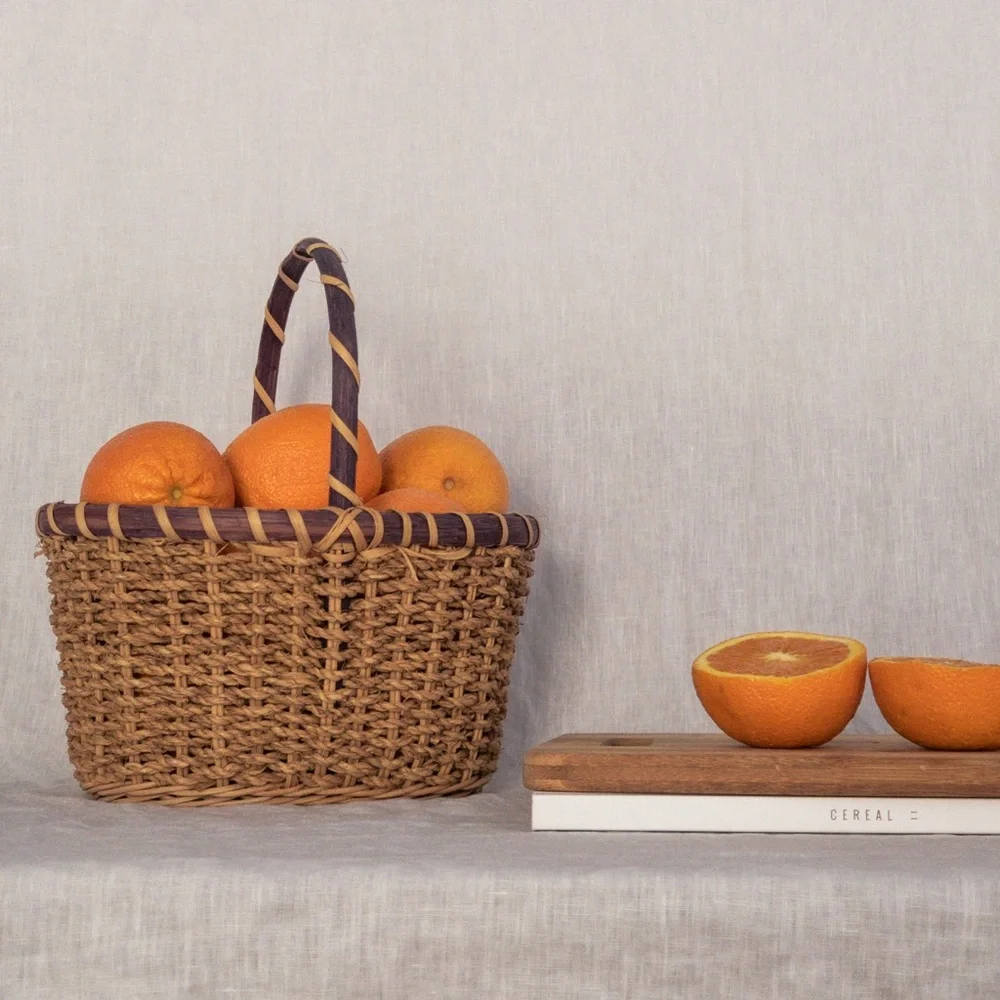 🧺 Vintage Two Toned Woven Rope Basket